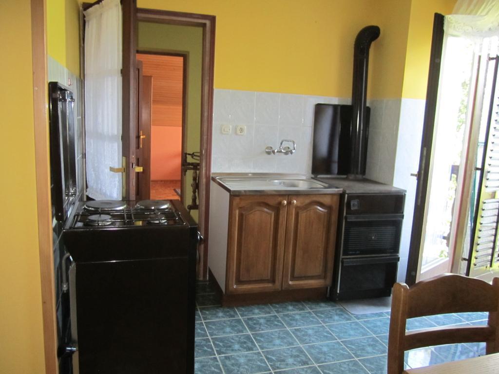 Guest House Sveti Marko Gacka Otočac Pokoj fotografie