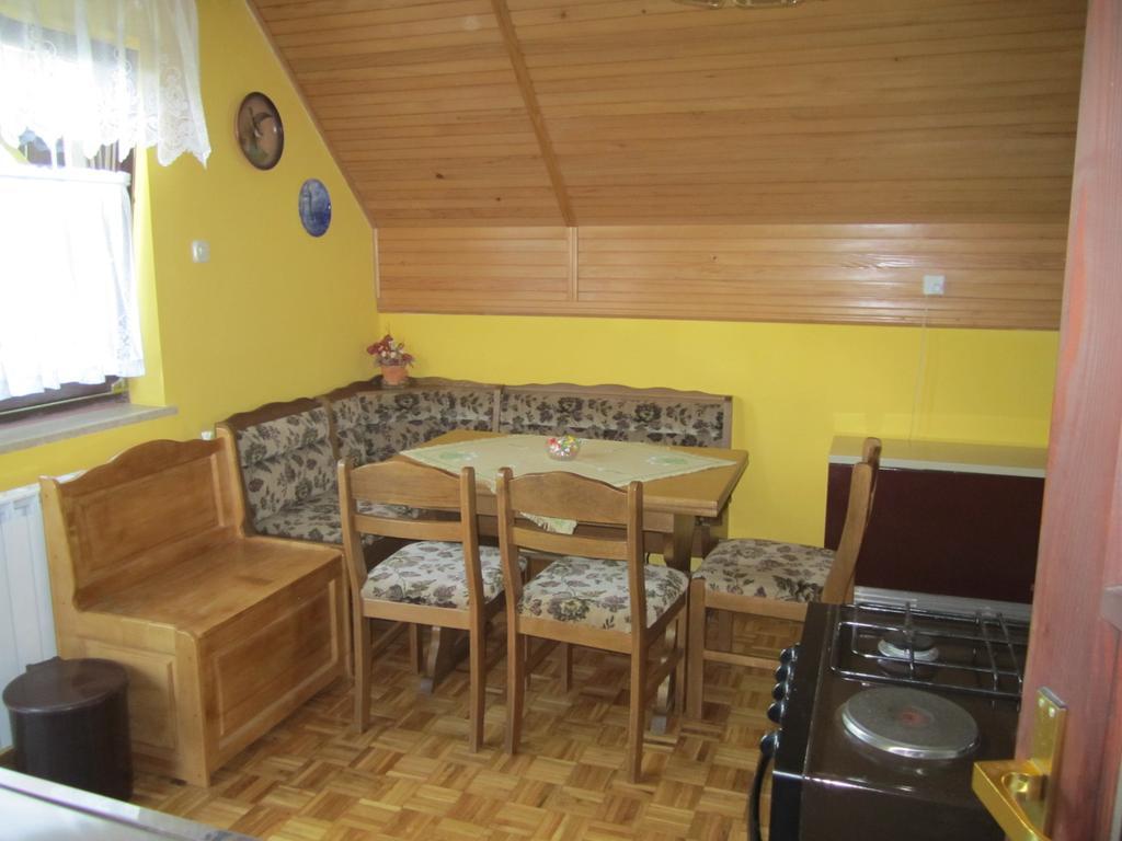 Guest House Sveti Marko Gacka Otočac Pokoj fotografie