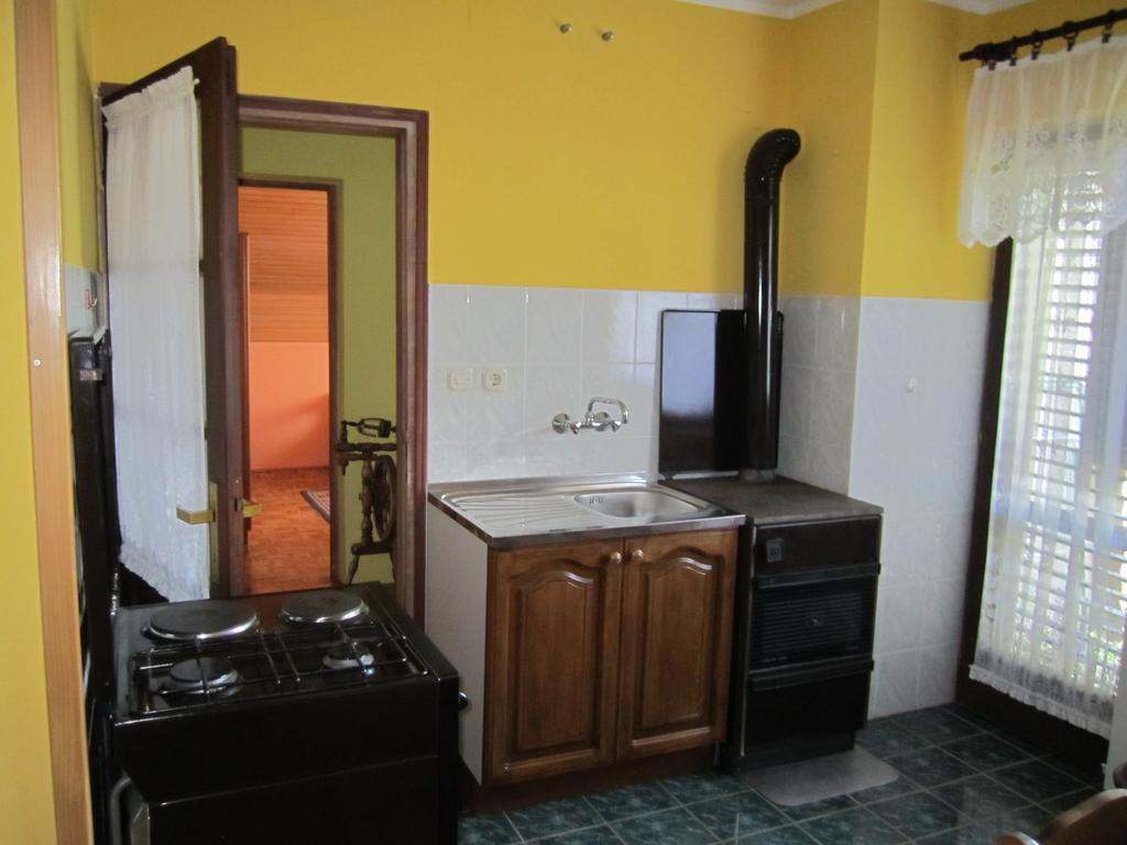 Guest House Sveti Marko Gacka Otočac Pokoj fotografie